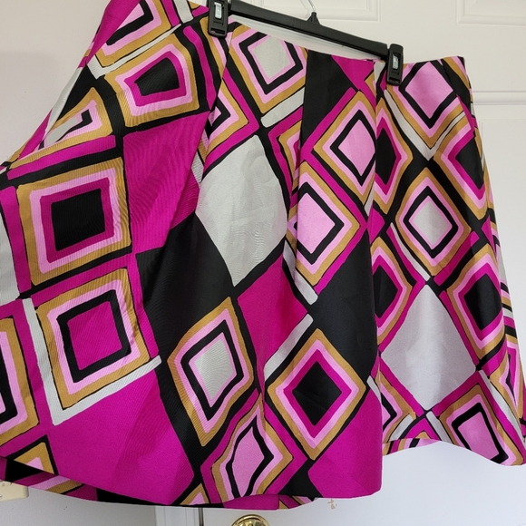 NWT Lane Bryant A Line Geometric Print Skirt Pockets Pink Black Retro Size 22 - Picture 3 of 11